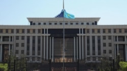 Казахстанской пенсионерке вручили медаль от Путина